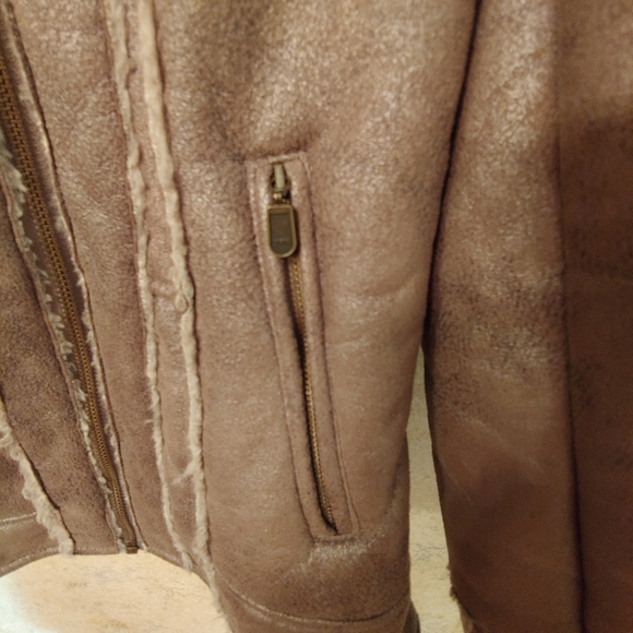 Tribal Grey Wide Faux Fur Collar Zip Up Coat Sz 6 - Picture 5 of 9